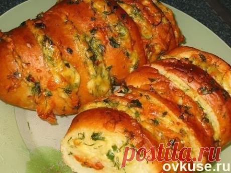 "Запеченный батон с сыром и чесноком" - Простые рецепты Овкусе.ру