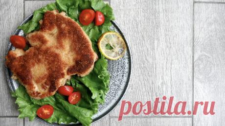 Почему шницель из куриного бедра лучше жареного куриного бедра | Домашняя кухня Алексея Соколова | Дзен