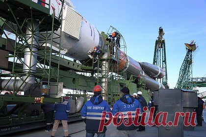 Названа дата запуска «Союза МС-23». Корабль «Союз МС-23» запустят к Международной космической станции 20 февраля, сообщили в госкорпорации «Роскосмос». На Байконуре проверили солнечные батареи космического корабля, на котором вернутся на Землю космонавты Сергей Прокопьев, Дмитрий Петелин и астронавт Фрэнк Рубио.