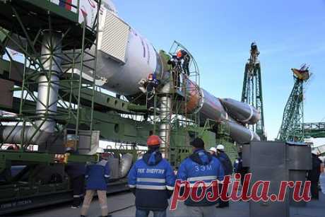 Названа дата запуска «Союза МС-23». Корабль «Союз МС-23» запустят к Международной космической станции 20 февраля, сообщили в госкорпорации «Роскосмос». На Байконуре проверили солнечные батареи космического корабля, на котором вернутся на Землю космонавты Сергей Прокопьев, Дмитрий Петелин и астронавт Фрэнк Рубио.
