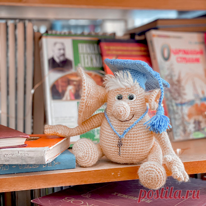 PDF Большой Ух крючком. FREE crochet pattern; Аmigurumi toy patterns. Амигуруми схемы и описания на русском. Вязаные игрушки и поделки своими руками #amimore - инопланетянин по имени Большой Ух из советского мультфильма, пришелец.