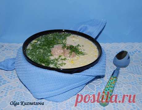 СЫРНЫЙ СУП С ФРИКАДЕЛЬКАМИ.
