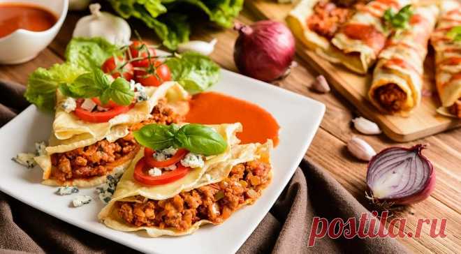 Рассказываем как приготовить вкусную и сочную мясную начинку для тонких блинов. Источник: shutterstock.com Традиционные русские блины — для многих любимое блюдо. Их с радостью едят и летом, и зимой, сочетая с другими продуктами: вареньем, творогом, джемом, подливкой и т.д. В преддверии Масленицы...
