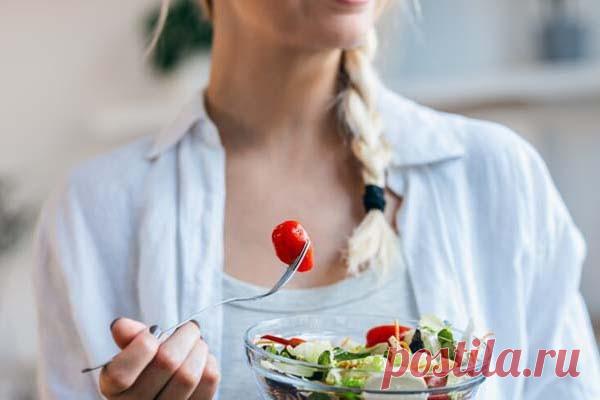 О ПОЛЬЗЕ ОТКАЗА МЯСА-ПРОТИВ ДИАБЕТА, РАКА- За 10 лет можно предотвратить 360 тысяч случаев диабета, 92,5 тысячи случаев сердечно-сосудистых заболеваний и 53,3 тысячи случаев колоректального рака, сократив потребление переработанного мяса на треть. Соответствующее исследование провели ученые Эдинбургского университета и...