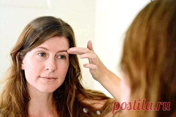 К чему чешется левая бровь во вторник, среду, четверг, пятницу, воскресенье, что значит, видео, фото