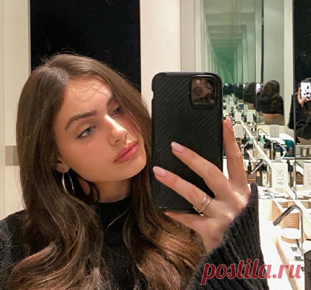 Самой красивой девушкой 2020 года признана 19-летняя модель из Израиля: фото Яэль Шелбия