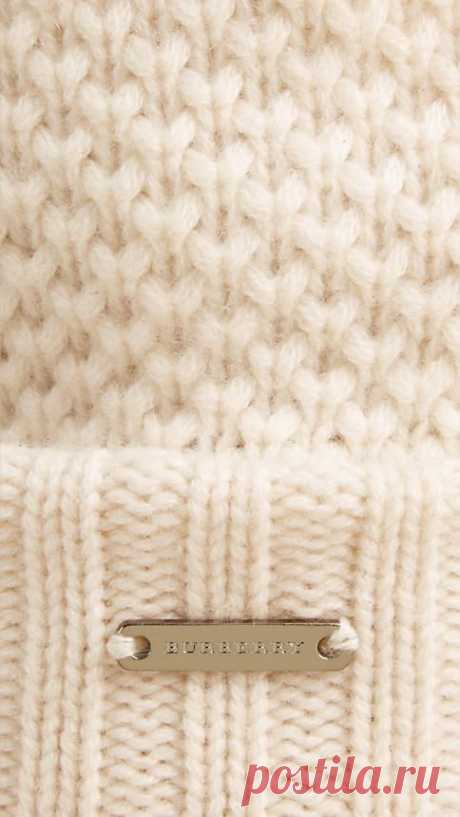 Ivory Fur Pom-Pom Beanie - Image 2