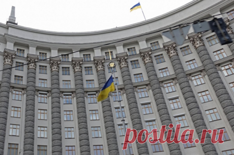 На Украине сообщили, что мужчин выездных категорий не выпускают за границу. Ситуация резко осложнилась вечером 29 декабря.