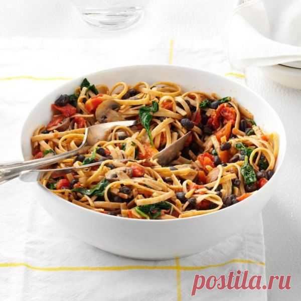 👌 Вегетарианская паста с черной фасолью: вкусно, полезно и несложно, рецепты с фото Если вы перешли на вегетарианство – это не повод отказываться от любимых блюд! Просто стоит их немного изменить: например, добавлять в пасту фасоль и грибы вместо мяса. Сегодня мы...