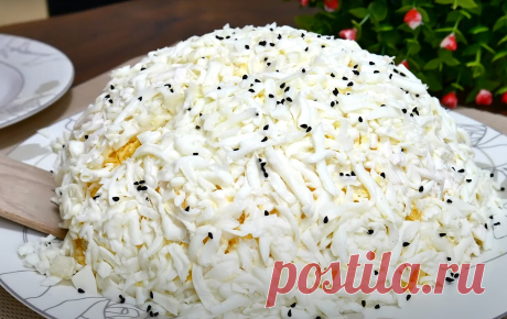 Всегда готовлю так на Новый год. Невероятно вкусный и красивый салат "Снег" Есть несколько причин, по которым из года в год на наших праздничных столах стоит большое разнообразие салатов и закусок. Во-первых, такие угощения играют роль холодной закуски, во-вторых, пока готовится основное блюдо, можно закусить аперитив. В третьих, это выглядит красиво и аппетитно, ведь стол с салатами выглядит намного богаче. Салат, о котором мы хотим сегодня рассказать, […]