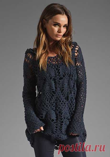 Серая туника от Free People.