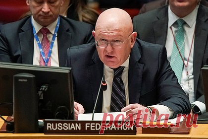 Небензя высказался об отношениях России и ЕС. Между Россией и Евросоюзом (ЕС), по сути, уже нет отношений. Так о ситуации высказался постоянный представитель России при ООН Василий Небензя. По его словам, в Европе сейчас обсуждают, как получше расчленить и уничтожить Россию, а заявления ЕС о добрососедстве с Россией оказались баснями.