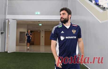 Джикия считает сборную Камеруна самым сильным соперником для россиян после отстранения. Товарищеский матч между национальными командами России и Камеруна пройдет в Москве 12 сентября