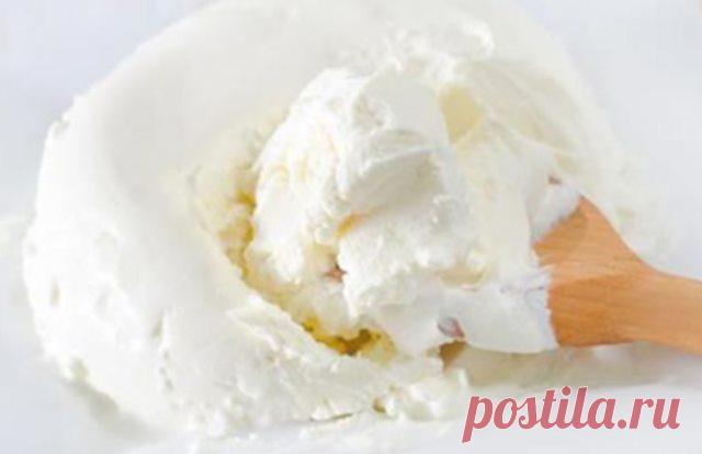 Крем для тортов, который поднимет твои десерты на новый уровень! Если вы обожаете домашние торты и увлекаетесь их приготовлением, рецепт крема, который мы подготовили сегодня, обязательно вам пригодится! Этот густой творожный крем будет хорошо сочетаться с классическими бисквитами...