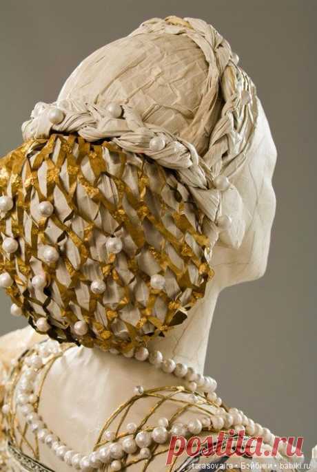 Шикарные средневековые наряды из бумаги. Творчество Isabelle de Borchgrave / Интересненькое / Бэйбики. Куклы фото. Одежда для кукол