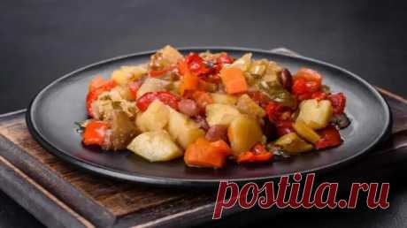 (35) Готовлю овощное рагу только так. Всегда получается безумно вкусно, а еще это блюдо имеет несколько названий, напримерв Испании Писто Мончего - Будет вкусно - 21 июля - 43051849268 - Медиаплатформа МирТесен