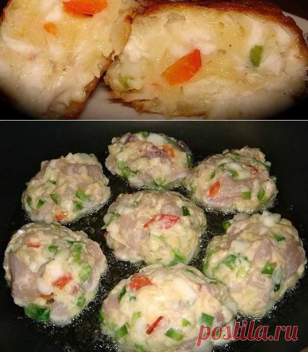 Как приготовить блюдо "рецепт очень вкусных и полезных котлет из куриного мяса с овощами и сыром. вкус у этих котлет получается очень пикантный и необычный" - рецепт, ингридиенты и фотографии | sloosh