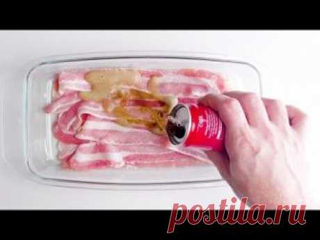 Schütte die Cola auf den Bacon. Das wird ein besonderer Leckerbissen!