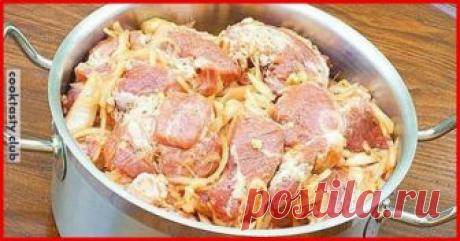 Один из самых лучших способов замариновать шашлык В общем, такой способ маринования интересен по нескольким параметрам: маринуется довольно быстро (40 минут), мясо в маринаде без холодильника суток трое нормально себя чувствует (ну, при таком пекле, как прошлым летом, я, все-таки, не стал бы рисковать, конечно, но при 25-28 градусах — нормально, главное на солнцепек не ставить), и очень быстро прожаривается — раза …