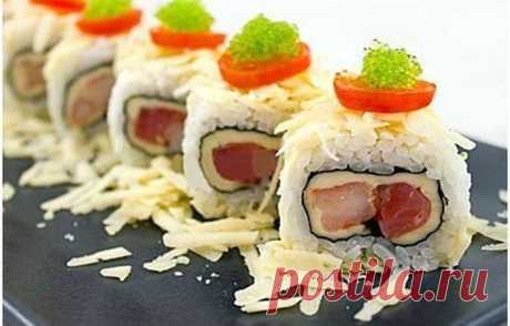 Ролл с семгой и креветками
