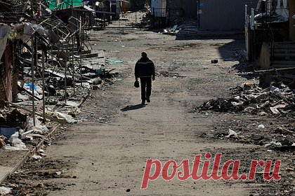 Глава Харьковской администрации заявил о насильной эвакуации из Купянска. Глава администрации Харьковской области Виталий Ганчев заявил о насильной эвакуации из Купянска. По его словам, власти Киева вывозят людей из города под видом спасательной операции. При этом опустевшие квартиры и дома отдают в распоряжение бойцов Вооруженных сил Украины.