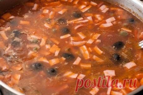 Как приготовить солянка сборная мясная - рецепт, ингредиенты и фотографии