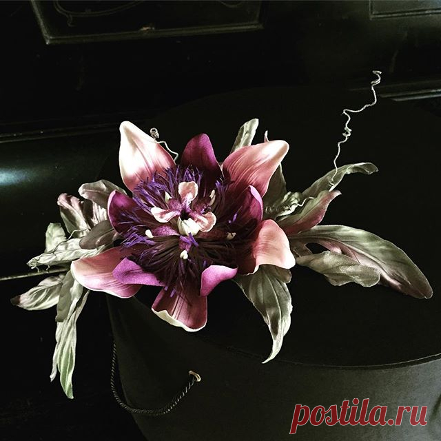 #passionflower #silkflower #puresilk #handmade #new #floweratelier #pasiflora #zidaziedi #rokudarbs #цветыизшелка #цветыизткани #ручнаяработа #цветокстрасти #пассифлора