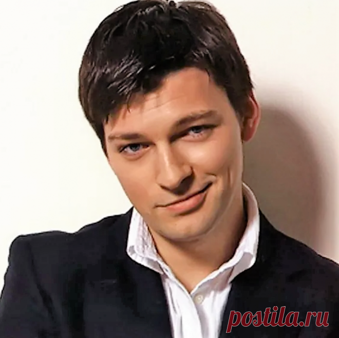 Вместе 22 года.Однолюб Даниил Страхов и его известная жена-красавица | BiBip | Дзен