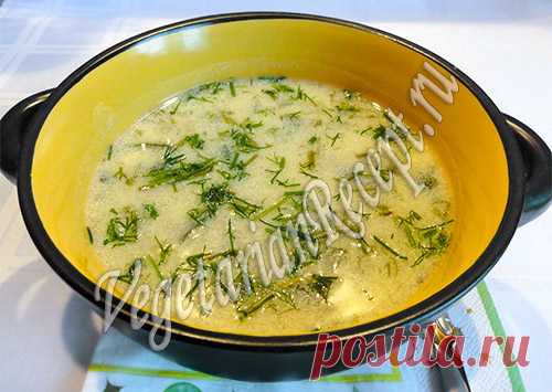 Суп с огурцами по-немецки - рецепт с фото Суп с огурцами из немецкой кухни - вкусное блюдо, которое стоит попробовать.