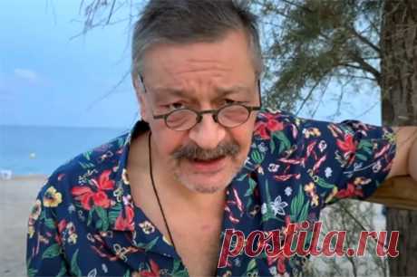«Уехал? Вот и заглохни!» Народ припомнил Назарову* слова о «лакеях». Беглый актер, коротающий время во французской Ницце, не оставляет надежд прослыть великим поэтом. Его вирши — это всегда обличение России и ее жителей во всех смертных грехах.