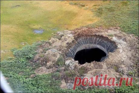 Загадочный кратер на Ямале.