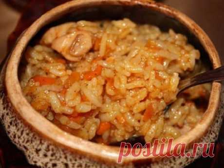 Горшочек с курицей и рисом. Порадуйте своих близких, этой вкусняшкой 


Сытно и ароматно!









Ингредиенты:
Рис — 6 ст. л.,Окорочок куриный — 1 шт,Морковь — 1 шт,Лук репчатый — 1 шт,Соль,Масло растительное ок 1 ст лПриправа
Приготовление:
 
С окорочков снять шкурку…