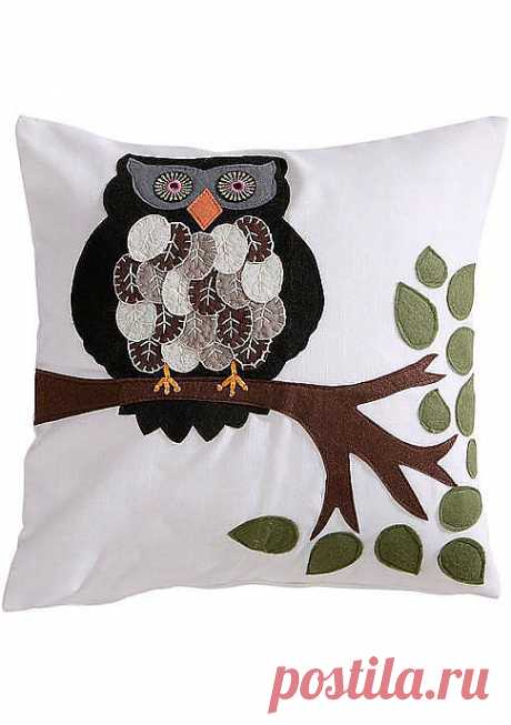 Наволочка с вышитой совушкой