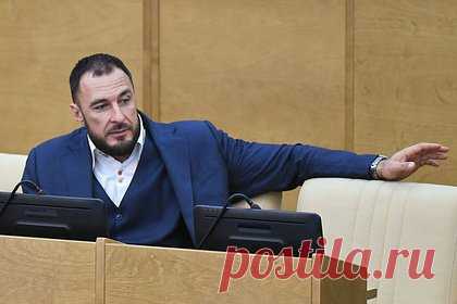 Отстраненный за допинг бобслеист призвал Валиеву игнорировать дисквалификацию. Российский бобслеист Алексей Воевода, лишенный двух олимпийских золотых медалей, высказался о дисквалификации фигуристки Камилы Ввлиевой. Он призвал спортсменку игнорировать отстранение. «Ей нельзя выступать на ледовых шоу? А кем это запрещено? Международным сообществом? Ну и пусть», — завил Воевода.