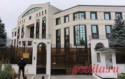 Посольство РФ обвинило Кишинев в блокировании работы консульского отдела. В российском посольстве заявили, что "таких деструктивных практик не применяет ни одна другая страна в мире"