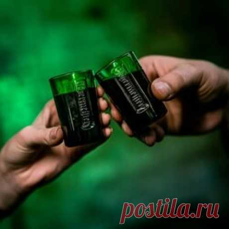 Егермейстер: как правильно пить и чем закусывать немецкий ликер «с оленем» Веселый и вкусный напиток, с которым нужно быть осторожным.