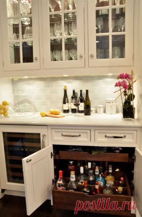 Traditional Kitchen with Storage Ideas - Home Bunch - An Interior Design &amp; Luxury Homes Blog