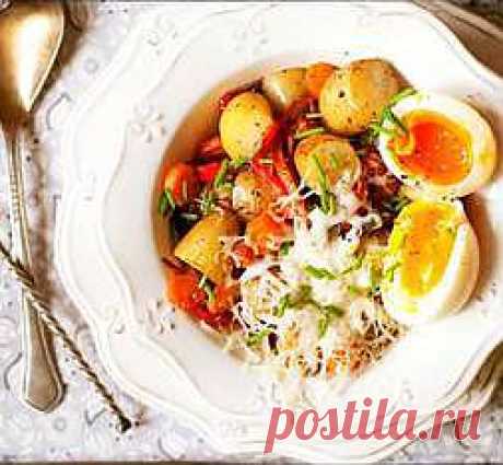 Теплый салат с сыром и яйцом приготовления