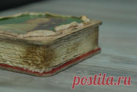 Декупаж шкатулки-книги - делаю состаренную книгу из деревянной заготовки из фанеры. Подробно рассказываю и показываю в видео все шаги...