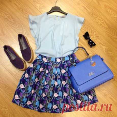 Блуза из крепдешина, хлопковая юбка, эспадрильи из замши, чудесная сумка из канваса - стильно, модно, недорого. Звоните: 89057071222