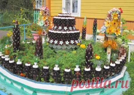 клумба из пластиковых бутылок