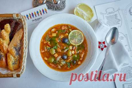 10 способов согреться: солянка, губница, позоле и другие рецепты супов от шеф-поваров | «Едим Дома» с Юлией Высоцкой | Дзен