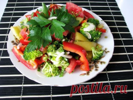 Простой, но Очень Вкусный Салат🌮👍 из Брокколи, Помидоров и Паприки