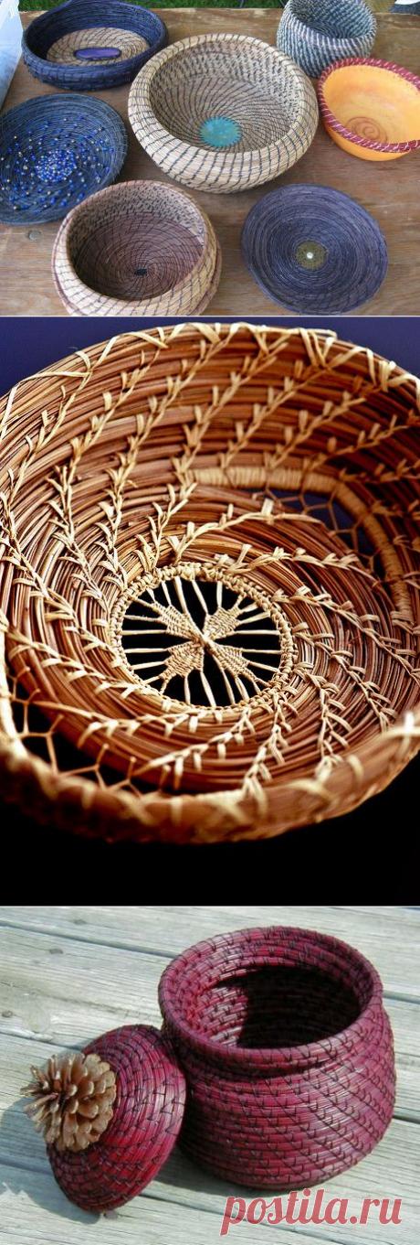 Не хотите сплести вазочку из сосновых иголок?