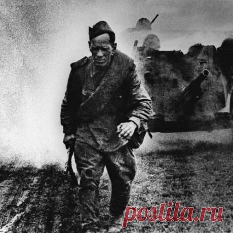 Почему Сталин вернул погоны в 1943 году