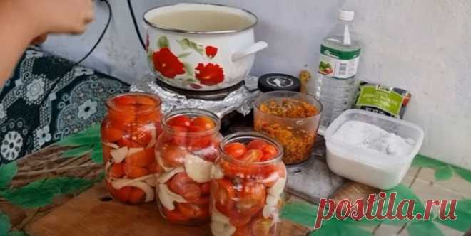 Секрет в маринаде. Пикантные помидоры половинками на зиму