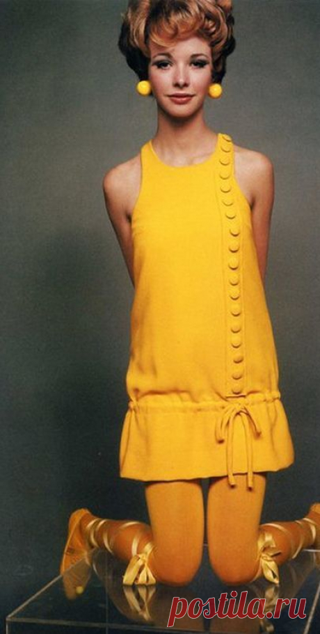 Yellow dress 1960s