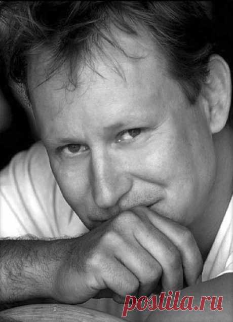 Стеллан Скарсгард