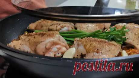 Самый шикарный рецепт из курицы, который я пробовал. Курица по-тайски, невероятно сочная и нежная, так и тает во рту