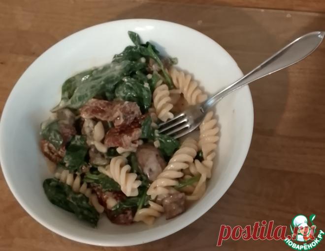 Фузилли с грибным соусом и шпинатом – кулинарный рецепт